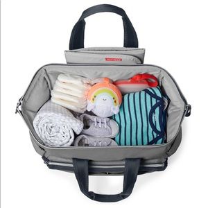 skip hop mainframe wide open diaper bag